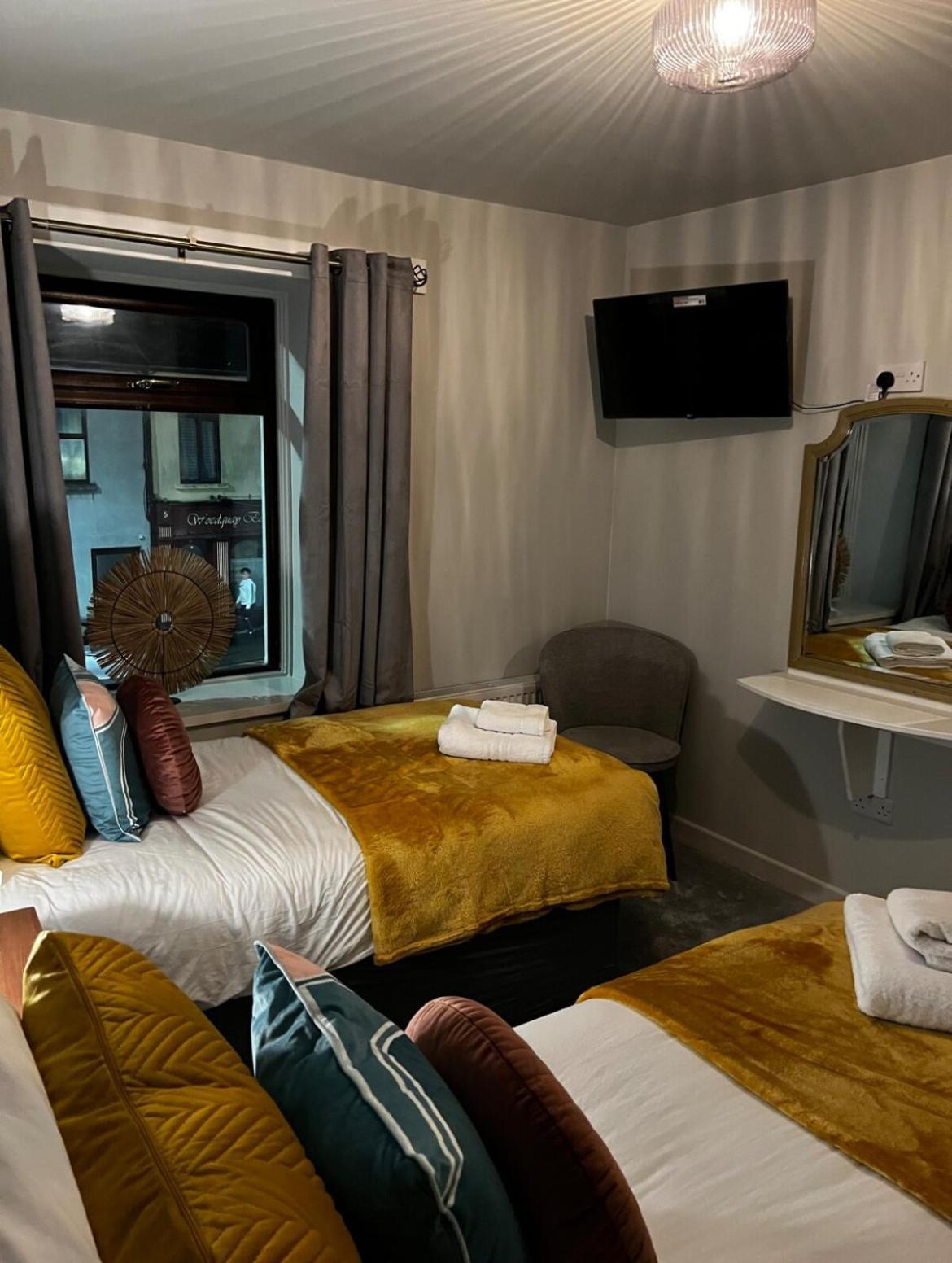 Woodquay House Hotel Galway Ngoại thất bức ảnh